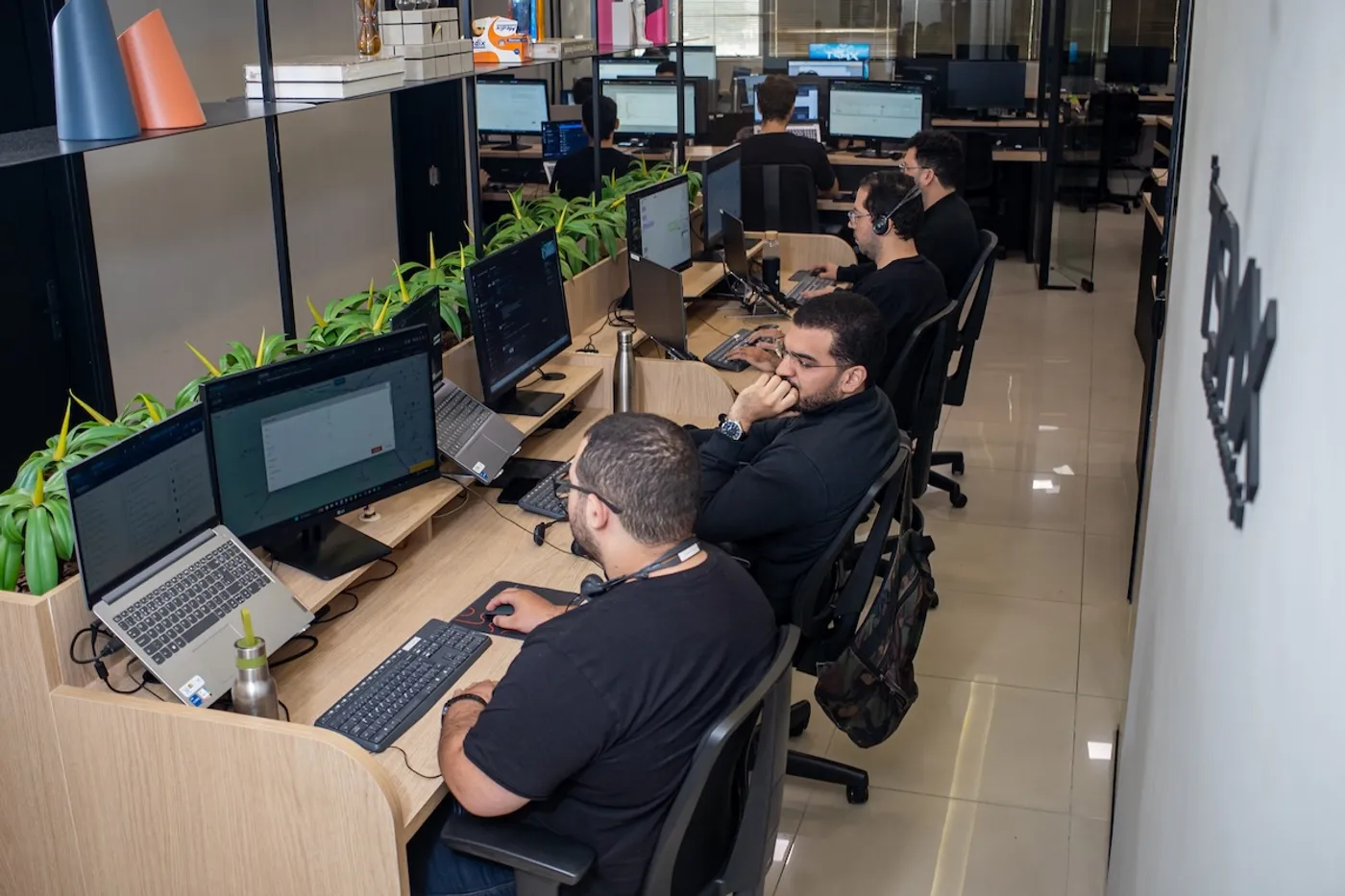 6+ mil clientes